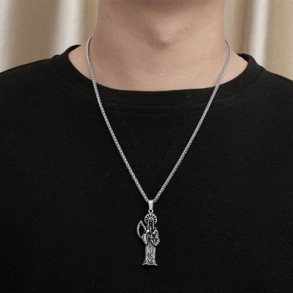 O1CN01h0YlnD1de81mSF2eW_2249443760-0-cib Wholesale Reaper Sickle Necklace Pendant Vintage Punk Alloy Necklaces
