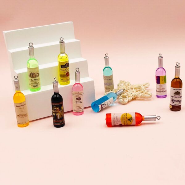 Wholesale Acrylic Mini Wine Bottle Key Chain DIY Accessories