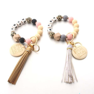 O1CN01h6AkPi1bYW0vctZ12__2216822363477-0-cib Wholesale Silicone Wooden Beads Leather Tassel MAMA Wrist Keychain