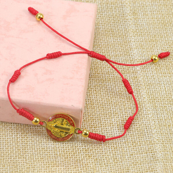 O1CN01hFFd4r2638uKGaP79_2203446167605-0-cib Wholesale St. Benedict Red Thread Hand Made Bracelet