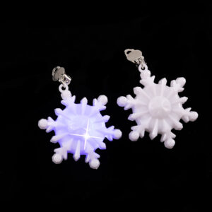 Snowflake ear clip