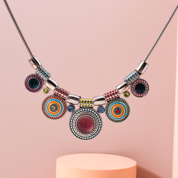 O1CN01hLpjgV1vac23Je57q_2866776189-0-cib Wholesale Alloy Bohemian Geometric Medal Necklace