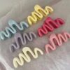 O1CN01haMPp11oPR7wZdY3n_2211894625217-0-cib Wholesale Dopamine Wavy Line Hair Clips