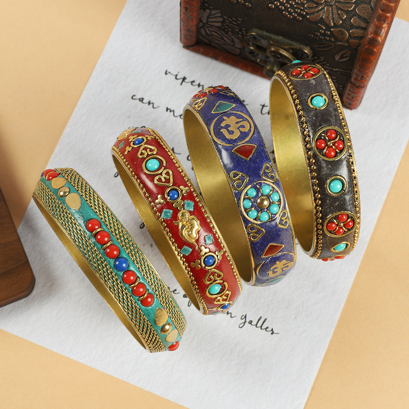Wholesale Xizang Nepalese Style Vintage Brass Bracelet Set with Turquoise Xizang Handmade Bracelet Ethnic Style Bracelet for Men and Women Accessories