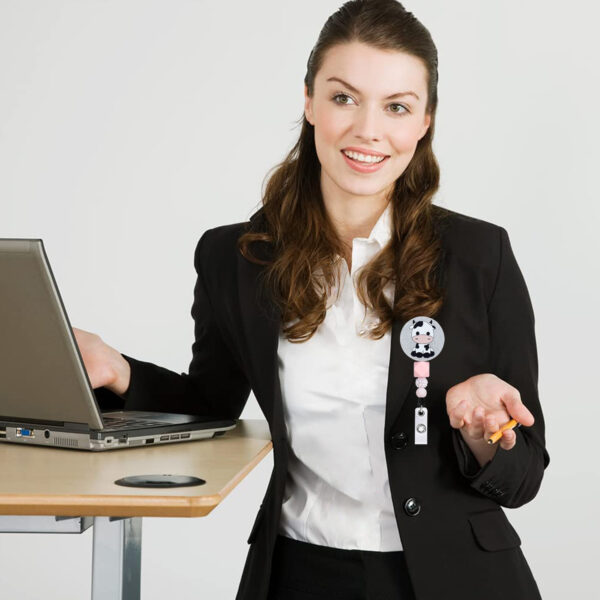 Wholesale Badge Reels Cow Beaded Acrylic Retractable Keychains