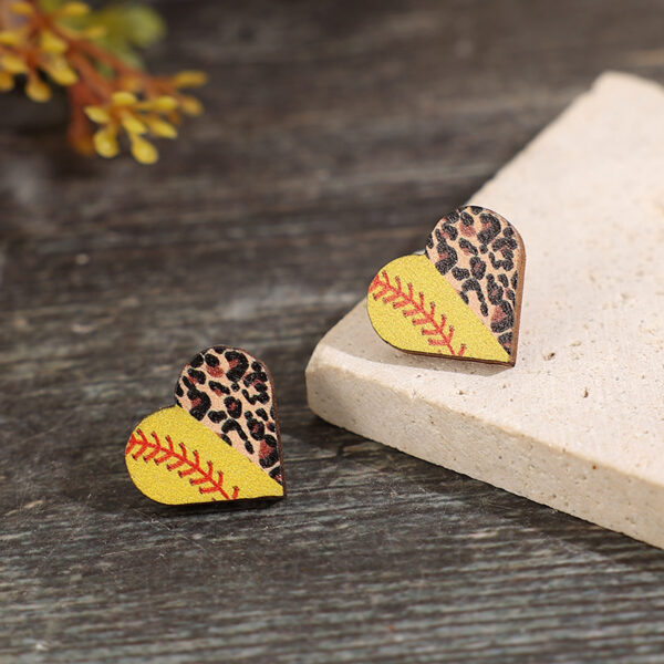 Wholesale Valentine's Day Wooden Heart Shape Leopard Print Stud Earrings