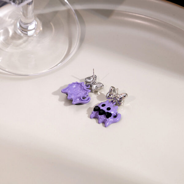Wholesale Purple Gentleman Cat Black Diamond Earrings