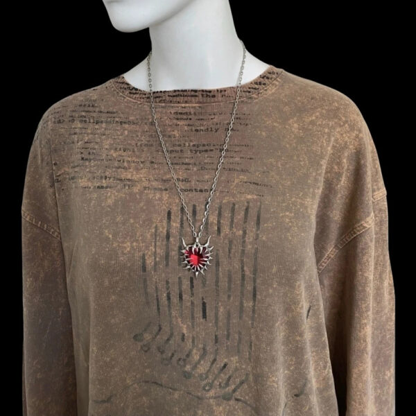 O1CN01iK9etD1Vp6hhNSJOV_2215648452701-0-cib Wholesale Heart of Thorns Dark Gothic Hip Hop Necklace