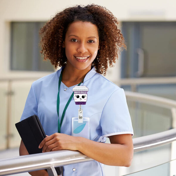 O1CN01ifeuk51E0PPC1Hj08_2129230289-0-cib Wholesale Colorful Medicine Bottle Medical Acrylic Retractable Badge Scroll Keychain