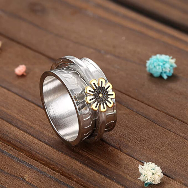 Wholesale Titanium Steel Swivel Daisy Flower Ring