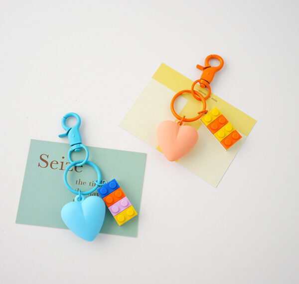 Wholesale Acrylic Building Block Love Keychain