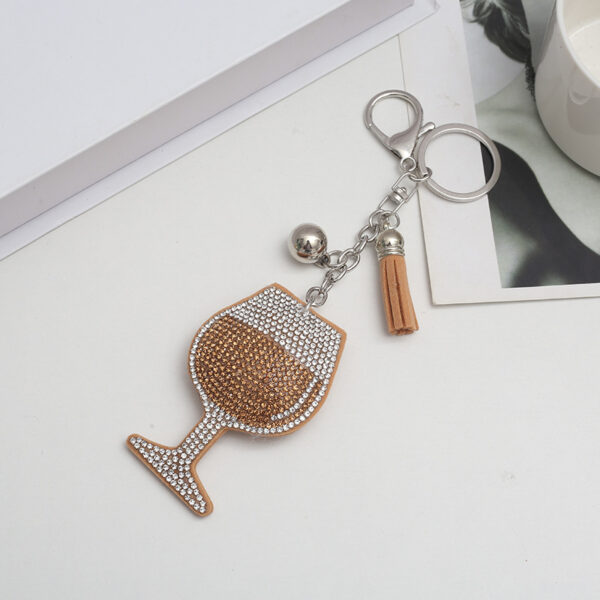 O1CN01iwrpDg2Jx6ME07Dut_2922119487-0-cib Wholesale Creative Wine Glass Color Matching Hot Diamond Keychain