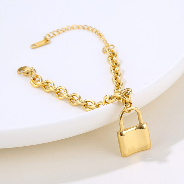 Wholesale Gold Pendant Stainless Steel Bracelet