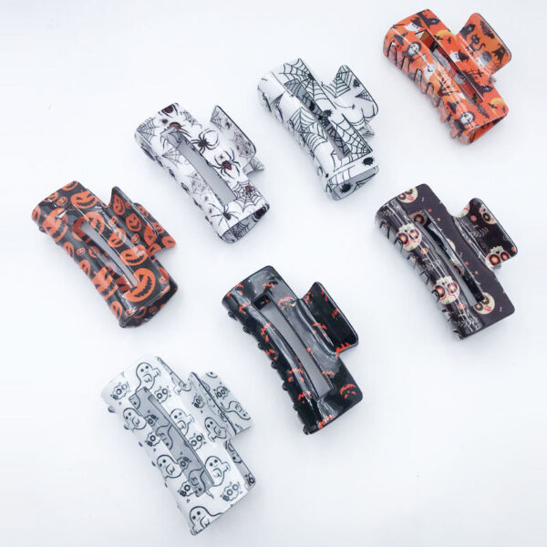 O1CN01jTqMNh1Tt6xMS4lAY__2214039552439-0-cib Wholesale Halloween Series Skull Spider PVC Gripper