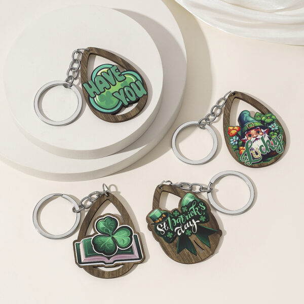 Wholesale St. Patrick's Day Green Water Drop Clover Wooden Keychain