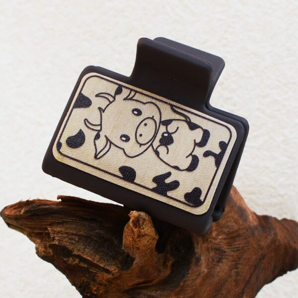 O1CN01jegfOh2HKyDQ1unVG_3294559133-0-cib Wholesale Western Style Cow Dog Paw Hair Clip Shark Clip