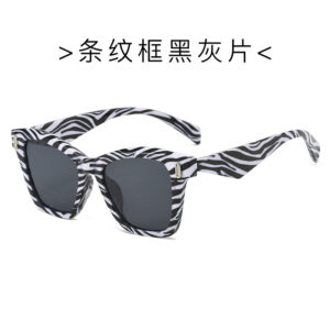 C8 striped frame black and gray European and American sunglasses