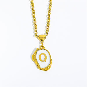 Q