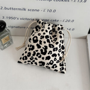 leopard print rice white / small size (14*16)