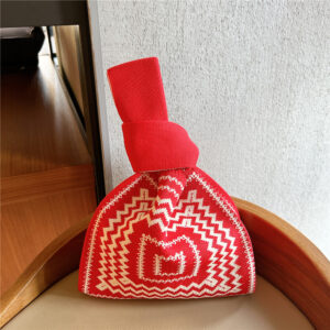 5 waves back to the red bottom / 21*33cm