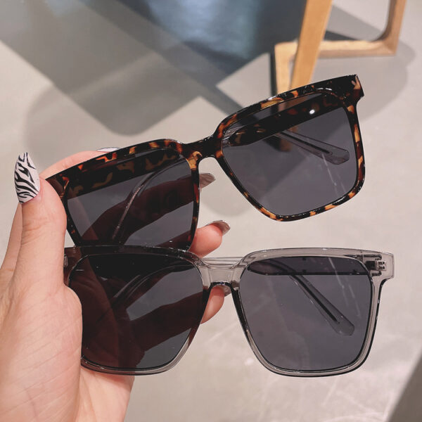 O1CN01jxMGf12HgUdzFlCBS_1006879180-0-cib Wholesale PC Sunglasses for Men and Women