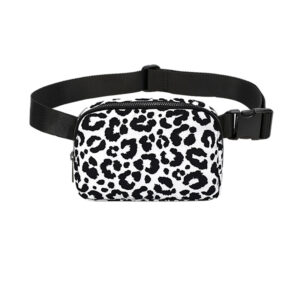 Black and white leopard print / Below 20L