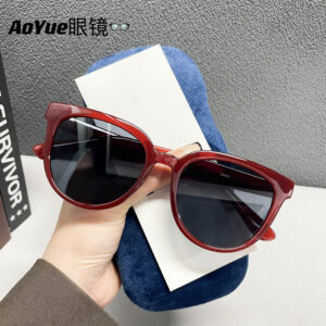 Red Frame Black gray sheet