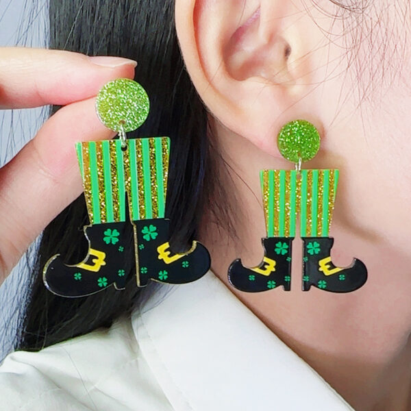 O1CN01kODCIE1T3M9OJd2Vz_2677772326-0-cib Wholesale St. Patrick's Day Oktoberfest Four Leaf Clover Clown Boots Earrings