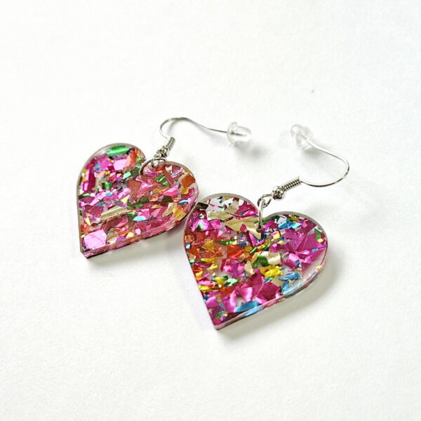 O1CN01kQmhIK1ZFcSUMxBML_1794553165-0-cib Wholesale Acrylic Valentine's Day Colorful Sequin Heart Shaped Love DIY Earrings