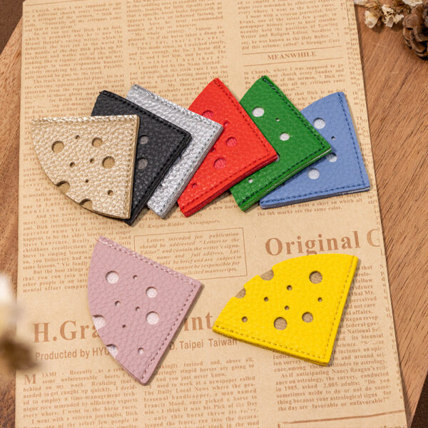 O1CN01kYcqxs1nw7kwUyOKJ_2209232295153-0-cib Wholesale Cheese Leather Bookmarks