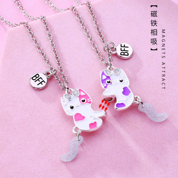 O1CN01kbMsdP1Rorsa5A5Wm_2204819392159-0-cib Wholesale Cute Cat Magnet Alloy Necklace Set