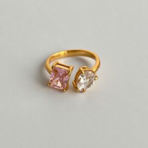 White + Pink / Opening size