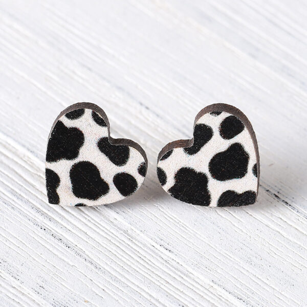 O1CN01kf4iUF1ZzPxt4eCvj_2214986983265-0-cib Wholesale Cow Wood Stud Earrings