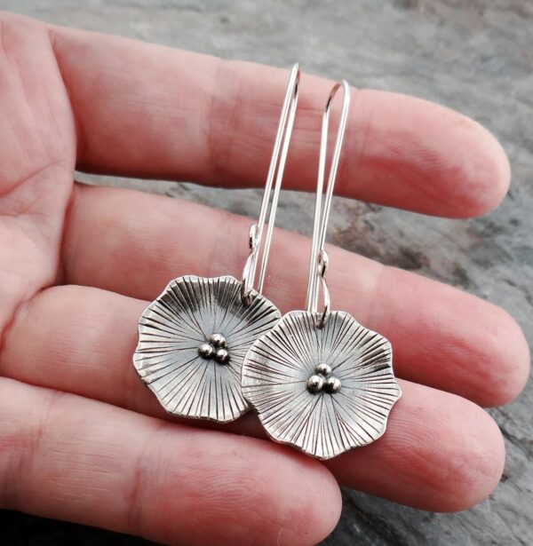 Wholesale Vintage Lotus Leaf Ethnic Alloy Earrings