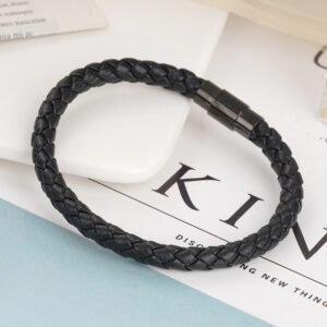 Bmb-0014-black leather black buckle