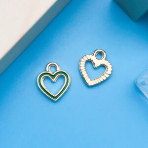 1 drop oil green hollow peach love shape 10x12mm-17539-0.5g