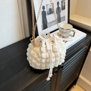 Wholesale Pleated Chain Single Shoulder Cloth Bags