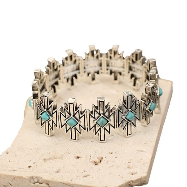O1CN01l9qtkI1Bs2x41qV3v_0-0-cib Wholesale Retro Style Personalized Stitching Lightning Cube Turquoise Bracelet