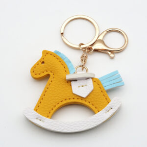 Little wooden horse yellow lychee pattern
