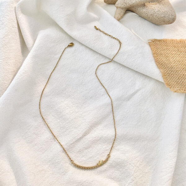 Wholesale Love Zircon Crown Necklace Clavicle Chain