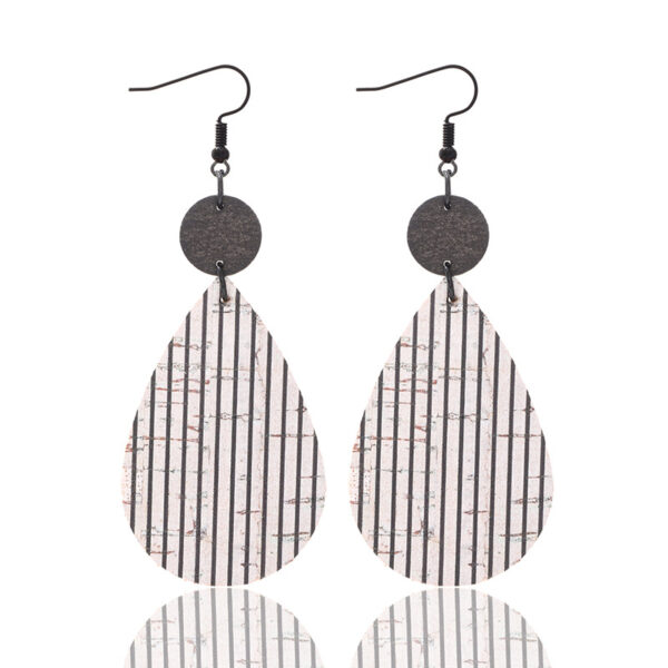 Wholesale Wooden Retro Style Natural Cork Crack Earrings