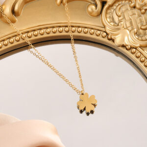 O1CN01lgx0d720XTZ3Jyezh__2217677156859-0-cib Wholesale 18K Four-leaf Clover Titanium Clavicle Chain