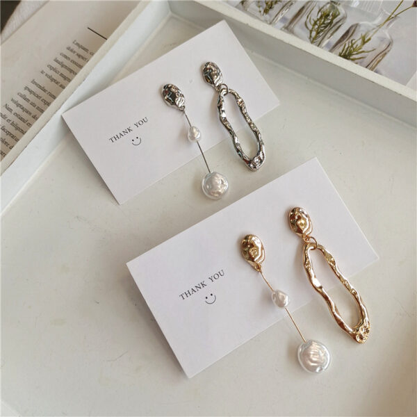 Wholesale Metal Geometric Pearl Earrings Asymmetric Earrings