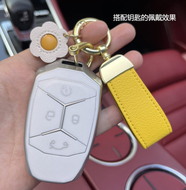 Wholesale Cowhide Strawberry Lanyard Keychain