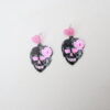 O1CN01m5Saqw1tTALNcttBp_2207988525902-0-cib Wholesale Acrylic Pink Skull Earrings Engraved Graffiti Heart