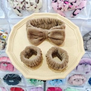 # 20 dark coffee hairbands 1 + wristbands 2 (flat sewing interface)