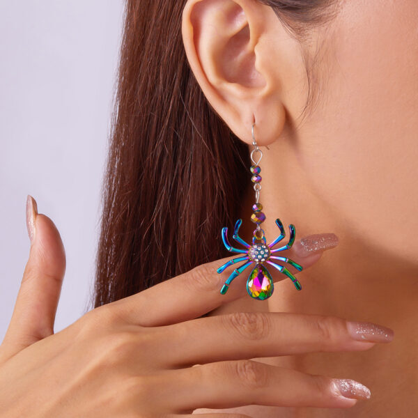 O1CN01mQmh821fzm86okDyU_2212507714078-0-cib Wholesale Halloween Dark Gothic Colorful Exaggerated Spider Earrings