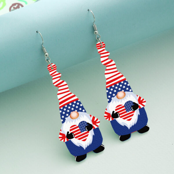 O1CN01mQq5Tn1ftMRIMXlzf_3172764064-0-cib Wholesale Gnome Elf Stars and Stripes Leather Earrings