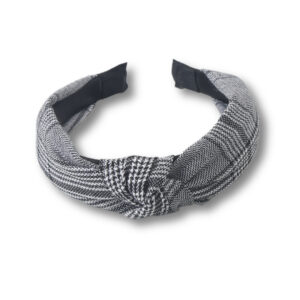 4# black and white grid