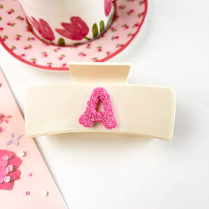 PU10.5cm square-A word milk white / Plastic/Resin